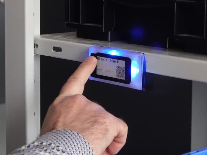 YUtag / universal picking solution and sensor platform